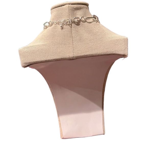 NWOT Slate Quinn Statement Necklace in Silver perfect condition! - Picture 3 of 3